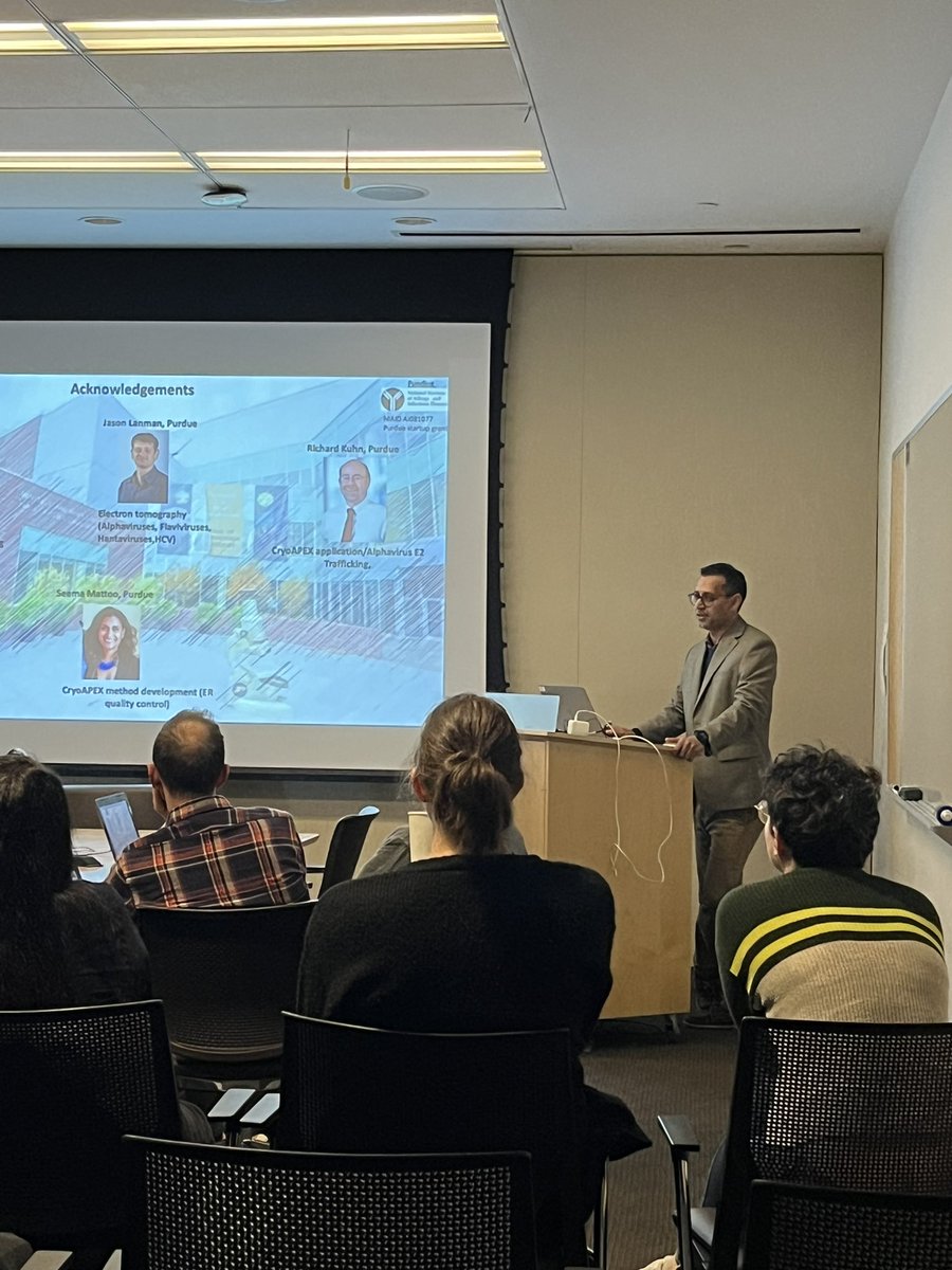 ciddpsu's tweet photo. Dr. Sengupta presenting on remodeling the host Golgi apparatus, development of CryoAPEX, and the applications of CrypAPEX to investigate the perturbation of the host endomembrane system. https://t.co/vBJNX1xkkD