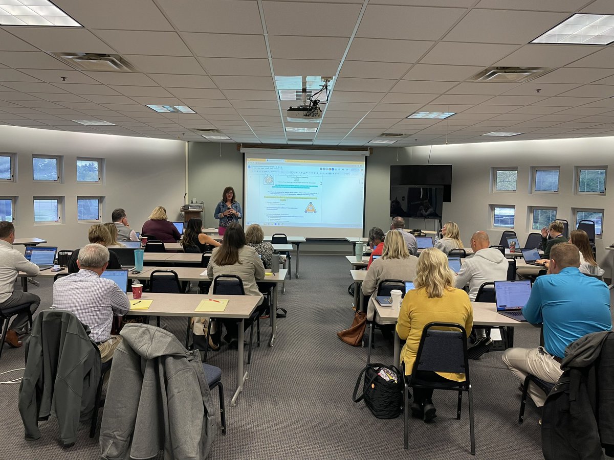 asmith4841's tweet photo. Awesome turnout of passionate leaders at our regional Curriculum Council meeting this morning! 🌟@NorthPointESC 
#npescproud 
#ourlearningneverstops https://t.co/g560TY9kJD