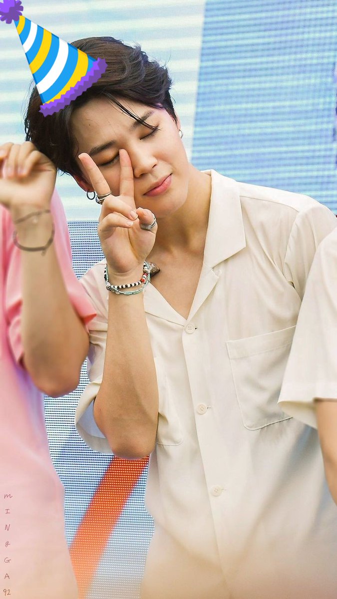 HandmingCharsom's tweet photo. Jimin I wish you Happy Birthday. You are the most lovable and adorable human being I have ever seen and I love you so much. Thank you for always being by out side and wishing us all the best. I wish have all the happiness in the word.
#JIMIN #HappyBirthdayJimin #JIMIN_DAY https://t.co/DFPFyiymLE