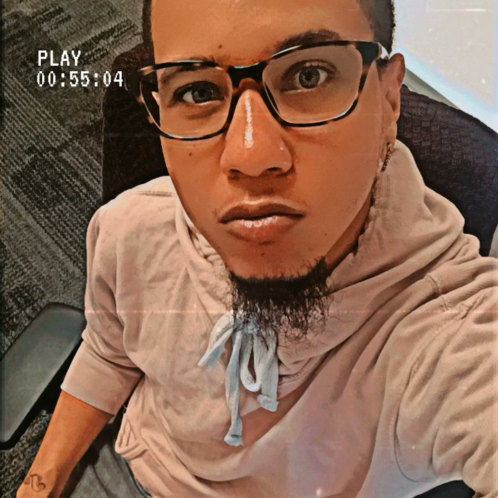 LentesDeonte's tweet photo. It's Thursday y'all ๐ฉ we almost made it through another work week ๐ค
#happythursday #workflowselfie #selflove #positiveenergy #fridayeve https://t.co/n0iedpAzM9