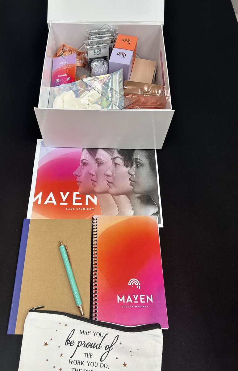 Face studies class😍
Our Eyelash Program received a visit from <a href="/mavenartistry/">Maven Artistry</a> 

Interested in becoming a licensed lash tech? Classes are now enrolling! 

studyhair.com/programs/eyela…