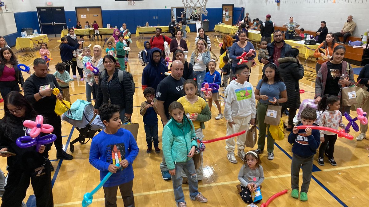 Bogotapreschool's tweet image. Our #FirstAnnual #PreschoolParentInformationFair was a roaring success! Thank you families and volunteers for making it happen! #BogotaProud
@BogotaPublic @LillianMSteen1
@BogotaSpecial
@ERoyBixbySchool
#BogartMemorial #TrinLuthSchool #ParentInvolvement