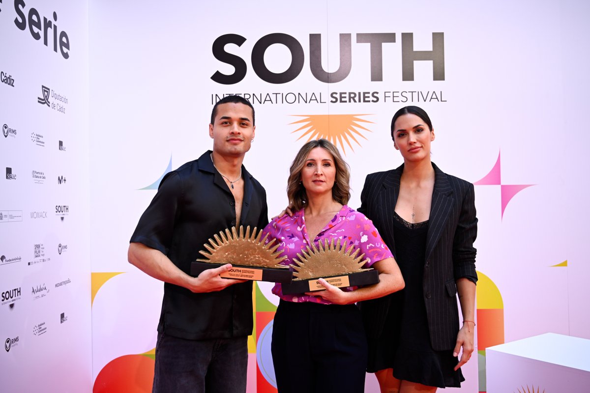 southseriesfest's tweet photo. Premios del Público I edición #SouthSeriesFest23 para ‘Macarena' (@movistarplus) y 'Entrevías' (@mediaset).

Los responsables de la cita gaditana hacen un balance positivo de la primera edición, “hemos cubierto todos los objetivos, ya estamos estudiando las necesidades para 2024” https://t.co/Rhuz8DJq2e