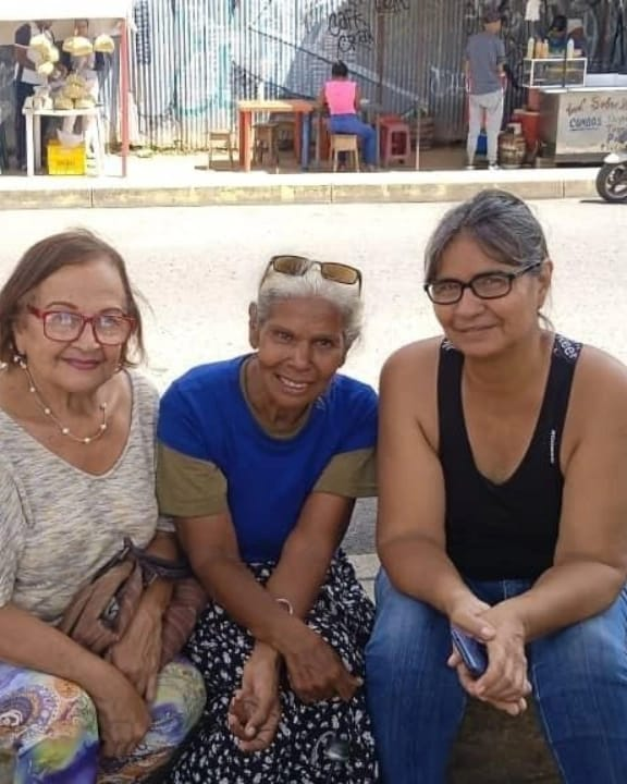 noticiaaldia's tweet photo. El dramático caso de la periodista zuliana en Monagas: Vive como indigente https://t.co/xrfxod30VX https://t.co/bq9YBmJkdP