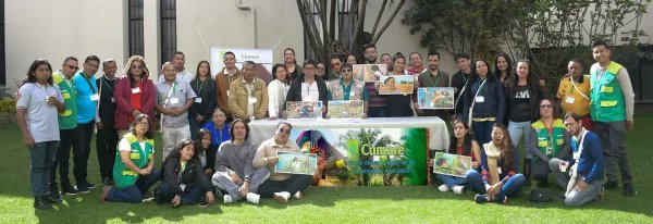 jimmcdonnell's tweet photo. Cumare – Voices of the Colombian Amazon peoples
Enabling 40 local reporters from community radio stations in the  Colombian  Amazon and Orinoco region to produce journalistic content  
https://t.co/EXbImKwYv9 https://t.co/hguaGY02qw