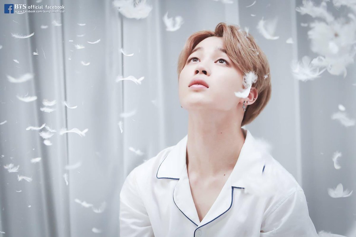 pjsrdz's tweet photo. Happy birthday jiminnie🐥💜
มีความสุขมากๆนะค้าบ ขอบคุณสำหรับเสียงหัวเราะ รอยยิ้มที่มีให้มี่มาตลอดเลย จะคอยซัพพอร์ทความสำเร็จไปตลอดเลยน้า🌟🎈🎉🎁 @BTS_twt 
#HappyJiminDay
#OctoberBlessingJimin
#1013Prince
#AngelVoiceJimin
#ThankYouForBeingJimin
#HappyBirthdayJimin https://t.co/Pfj7BpcNLR