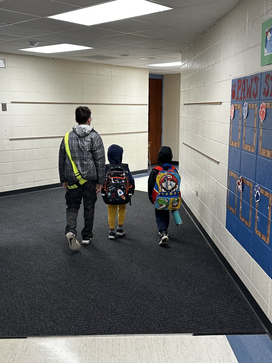 Brett Kueker tweet media