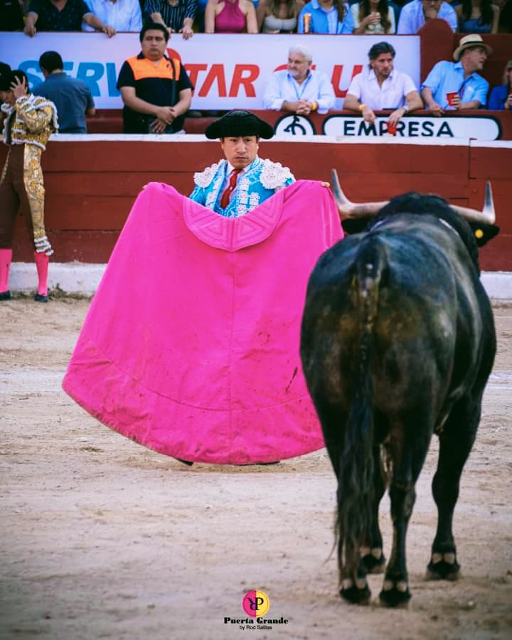 diegofigura2017's tweet photo. Se paciente a veces hay que pasar por lo peor para conseguir lo mejor, pero siempre confiando en Dios...

#pierdelotodo para #ganarlotodo

📸 @Rod_Salitas https://t.co/70yKmRClgC