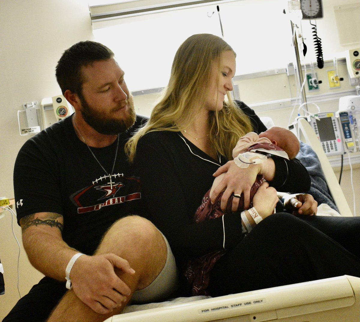 10/11/2023 at 7:44 PM the sweetest most beautiful angel, Hadley Grace Helms, has blessed this family. Hadley and Mom are doing great. 
6 pounds, 3 ounces. 
19 inches