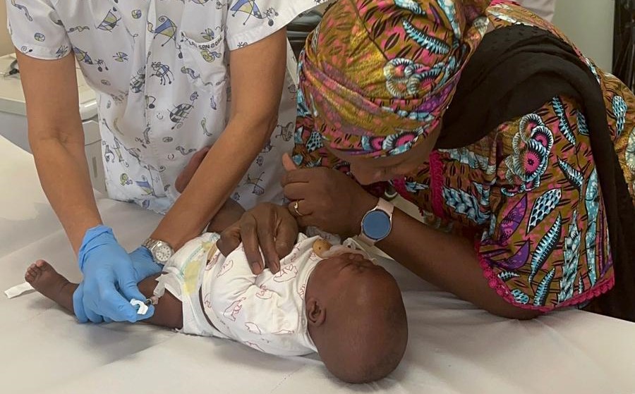 📢 Per què és important la immunització dels nadons contra el virus respiratori sincicial (VRS)? ➡Evita que desenvolupin una bronquiolitis o pneumònia greu que requereixi hospitalització.

📲 Recorda que les famílies rebran un SMS informatiu per demanar cita al CAP.