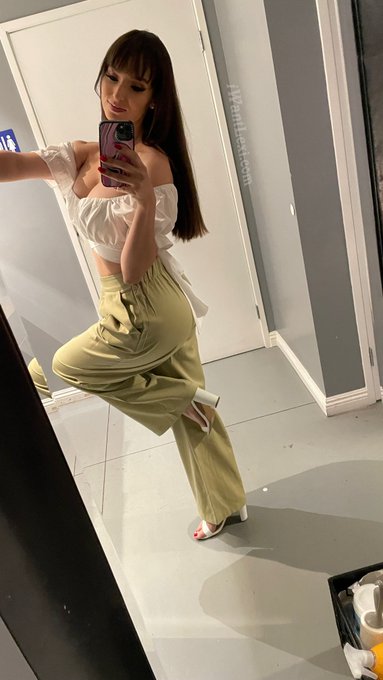 What do you need to hear, baby boy? Get it in a voice note. https://t.co/1gq4mTpDgp @SextPanther https://t