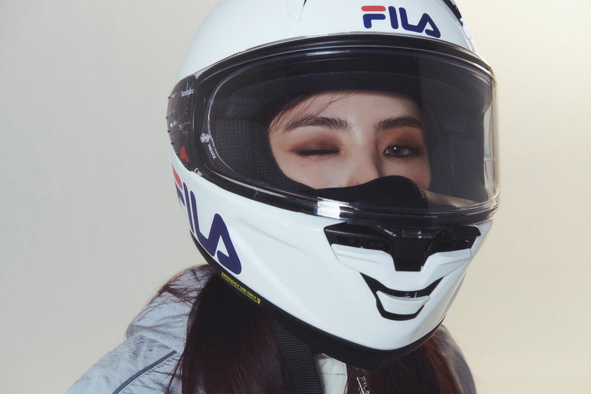 soheeHQ's tweet photo. [FHD] 2023 Han So Hee for @fila_korea ‘MOTORCORE COLLECTION’ - 10P (UP TO 3000x4200)

#한소희 #HanSoHee https://t.co/VWWXgvVoG5