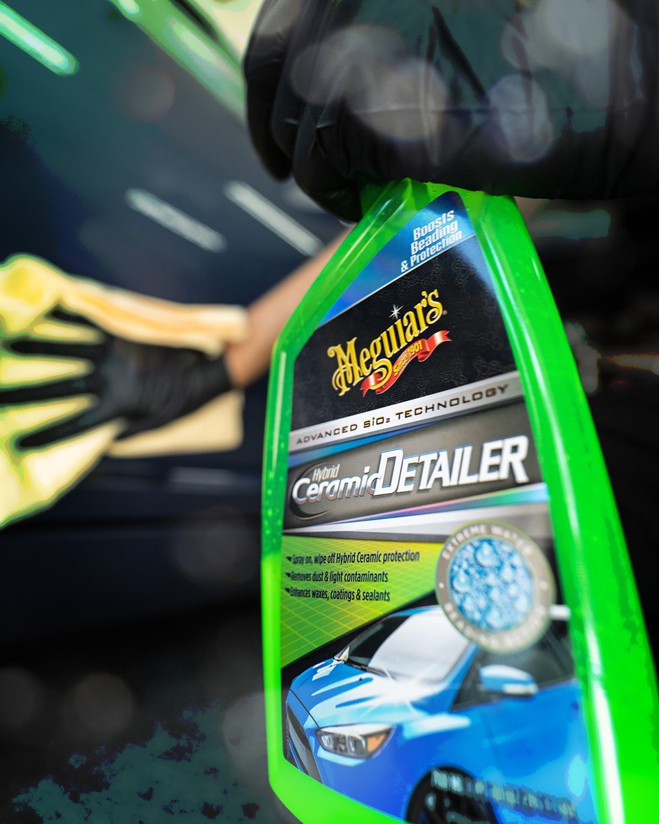 Meguiars's tweet photo. Family bonding &amp; family beading! 💦 
Welcome to the family, Hybrid Ceramic!

#ceramicmadeeasy #meguiars #carwax https://t.co/VWwY4TTQUJ