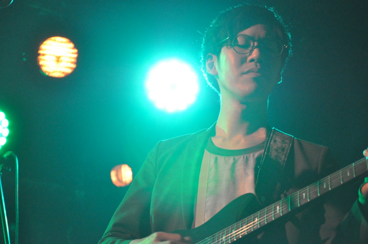 FreeQuizWonder's tweet photo. 今日はSOCORE FACTORYでライブでした！

▼本日のセトリ▼
1. 雨と流れて 
2. 助けてスナフキン
3. 長い夜
4. 紫陽花
5. LADY

今日演奏した曲は各種サブスクで聞けますのでプロフィールのURLから是非！

#フリクワ https://t.co/EaIKNani7f