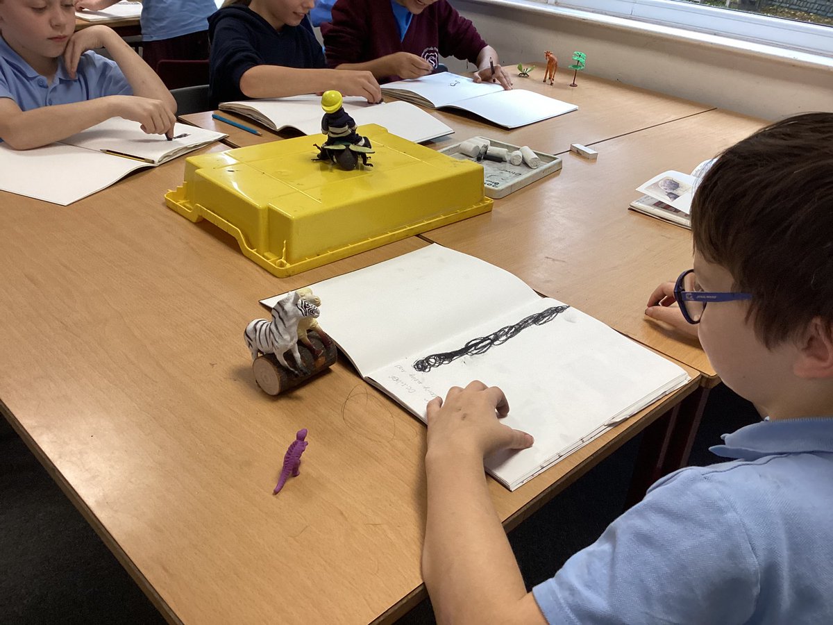 CharlesPrimary4's tweet photo. Year 4 using toys to create scenarios  #StChArt @accessart https://t.co/tBqhKr4kuf