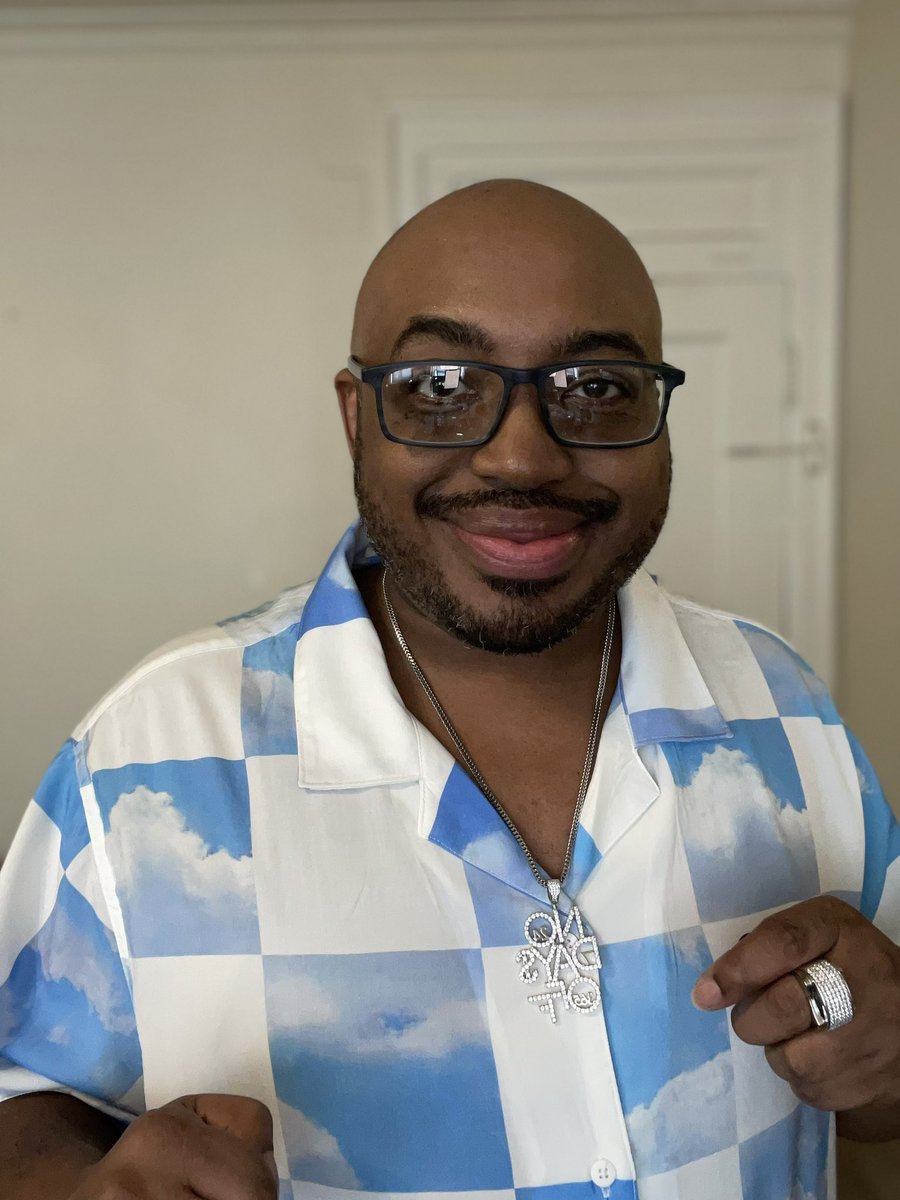 Ilive4Purpose's tweet image. Balloons 🎈 on my page #12daysofoctober Day 12 Roi Jean👑 #Chapter45🔫 Happy Birthday to me 🎂🥳♎️❤️🙌🏾