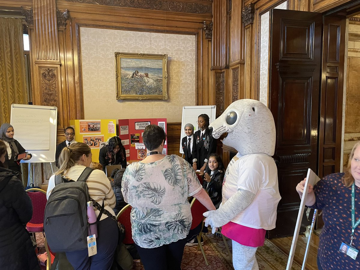 E Proctor tweet media