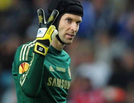 theta__x's tweet image. 🚨 Chelsea fans: 

Pick one:

Who would you rather have back with your current squad. 
#Drogba #Terry #Cech #Lampard