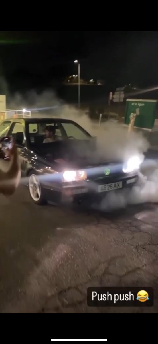Confirmar só se a moina não bate enquanto dou cabo de um par de pneus sem capot z🤭