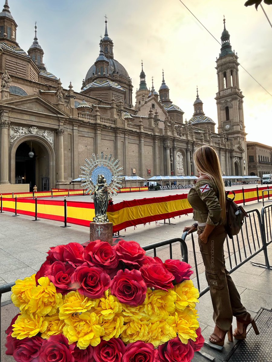 El día que yo me muera, si estoy lejos de mi Patria, sólo quiero que me cubran con la bandera de España.
Feliz Día del Pilar a todos mis paisanos mañicos. No os imagináis como echo de menos mi Zaragoza .😍🇪🇸 #12Octubre #Pilar2023 #VirgenDelPilar #Pilar