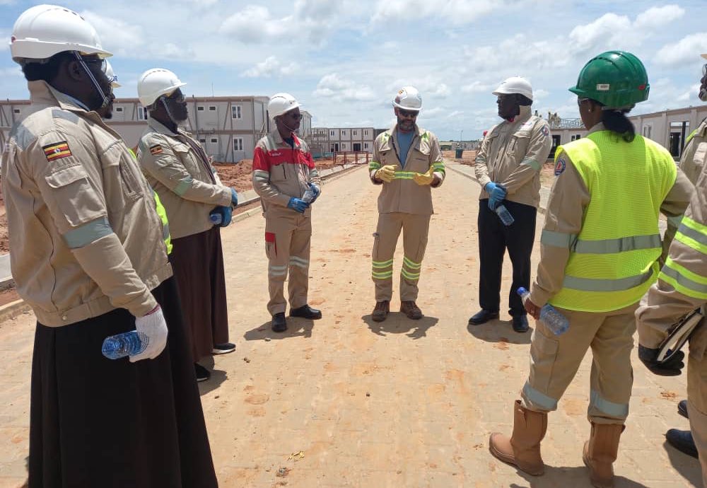 #TilengaSiteUpdates 

"We want to tell the people of Uganda what we have seen with our own eyes and even touched." Sheikh Shaban Ramadhan Mubajje has commended #TotalEnergiesEPUganda for the great progress of works witnessed at the different #TilengaProject site areas.