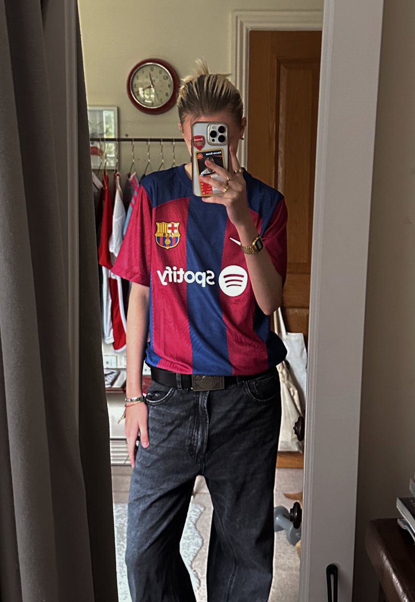 em2fox's tweet image. magician🪄🪄
thank you @ThrowbackTops