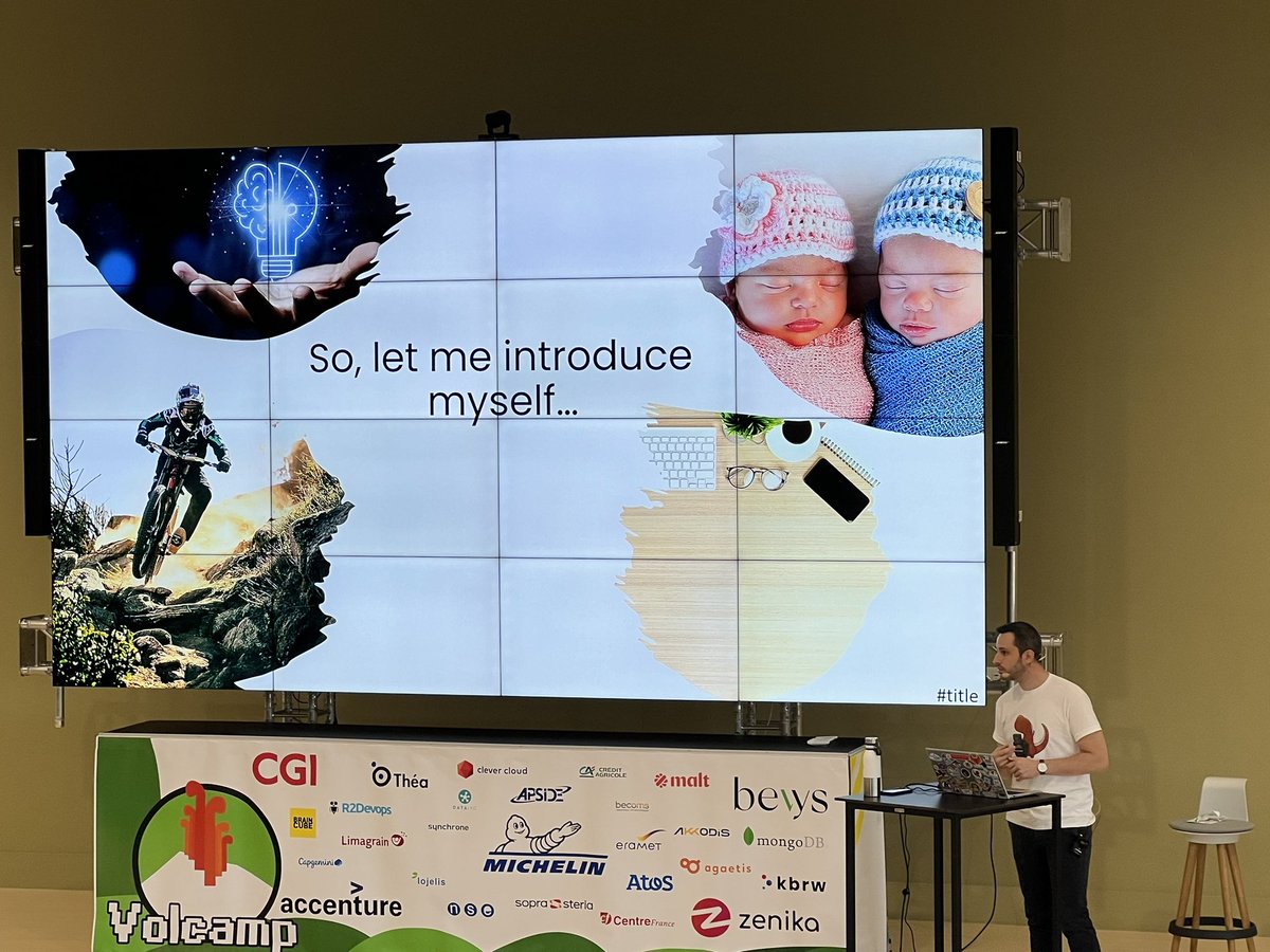 devnied's tweet photo. #Volcamp @samuelmorel on stage for @SurrealDB 🚀 https://t.co/qodFtthnFk