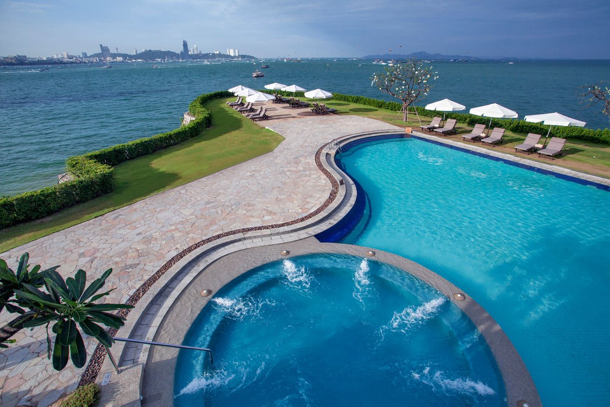 justhibymon's tweet photo. Dusit Thani Pattaya #รับจอง

สำหรับเข้าพัก in 13 - out 15 ต.ค. 66
Deluxe w/BF @ 3,100 บาท/คืน

#pattaya #พัทยา #ที่พักพัทยา

สอบถามเพิ่มเติม
☎ : 081-6148938
💌 : paipak2020@hotmail.com
💻 : https://t.co/OOlQVs2URq
📱 : https://t.co/y0Sd0v0iV5 https://t.co/2uiKtfxWFF