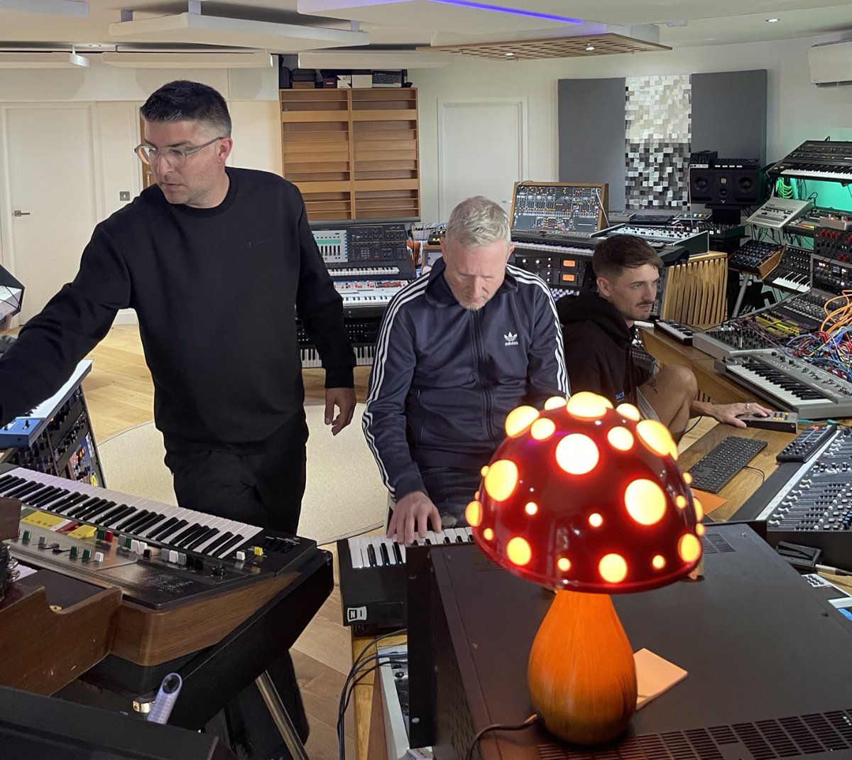 Matt Johnson <a href="/ewanmcvicar_/">Ewan McVicar</a> 🎹🎹🪩🪩