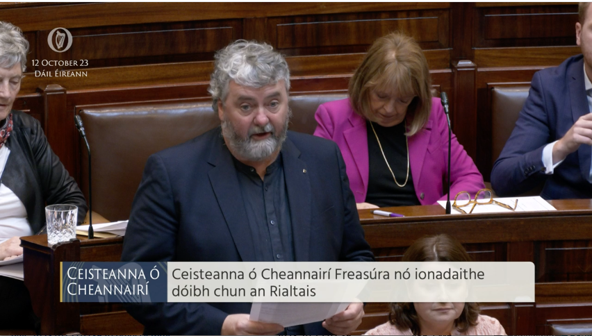 ThomasPringleTD's tweet photo. The government is spending more on the horse and greyhound industry than it is on helping homeowners with defective blocks. This is unacceptable!

I demand the government listen to the concerns of #Donegal and affected homeowners and take immediate action.

#MicaRedress https://t.co/3NX3ogduZ9