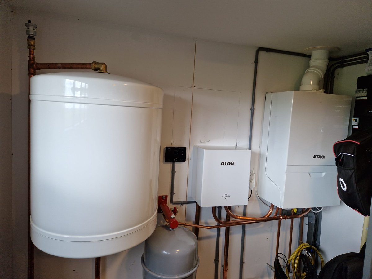 Vanaf 2026 wordt de warmtepomp verplicht. De beste keuze hangt af van o.a. isolatie, woninggrootte en energieverbruik. We denken graag mee! #duurzaam #warmtepomp #energie