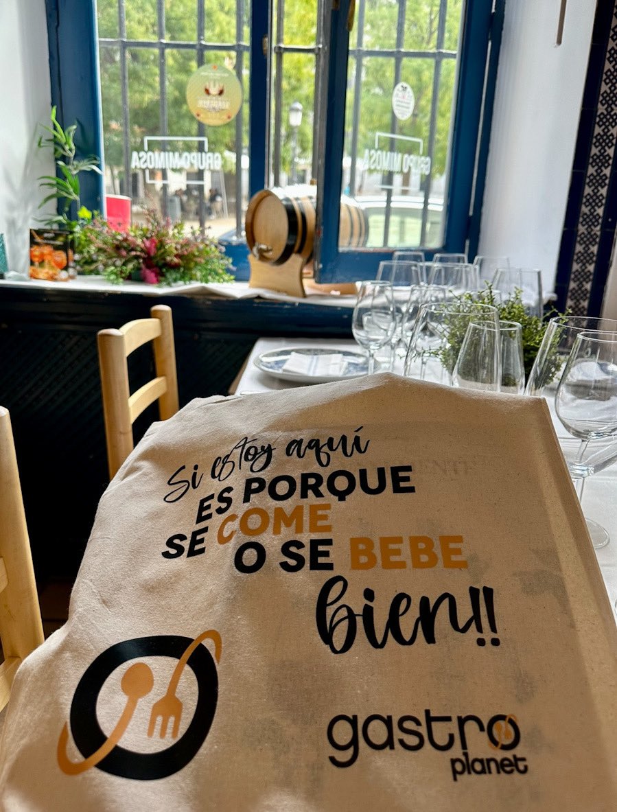 Gastroplanet tweet media