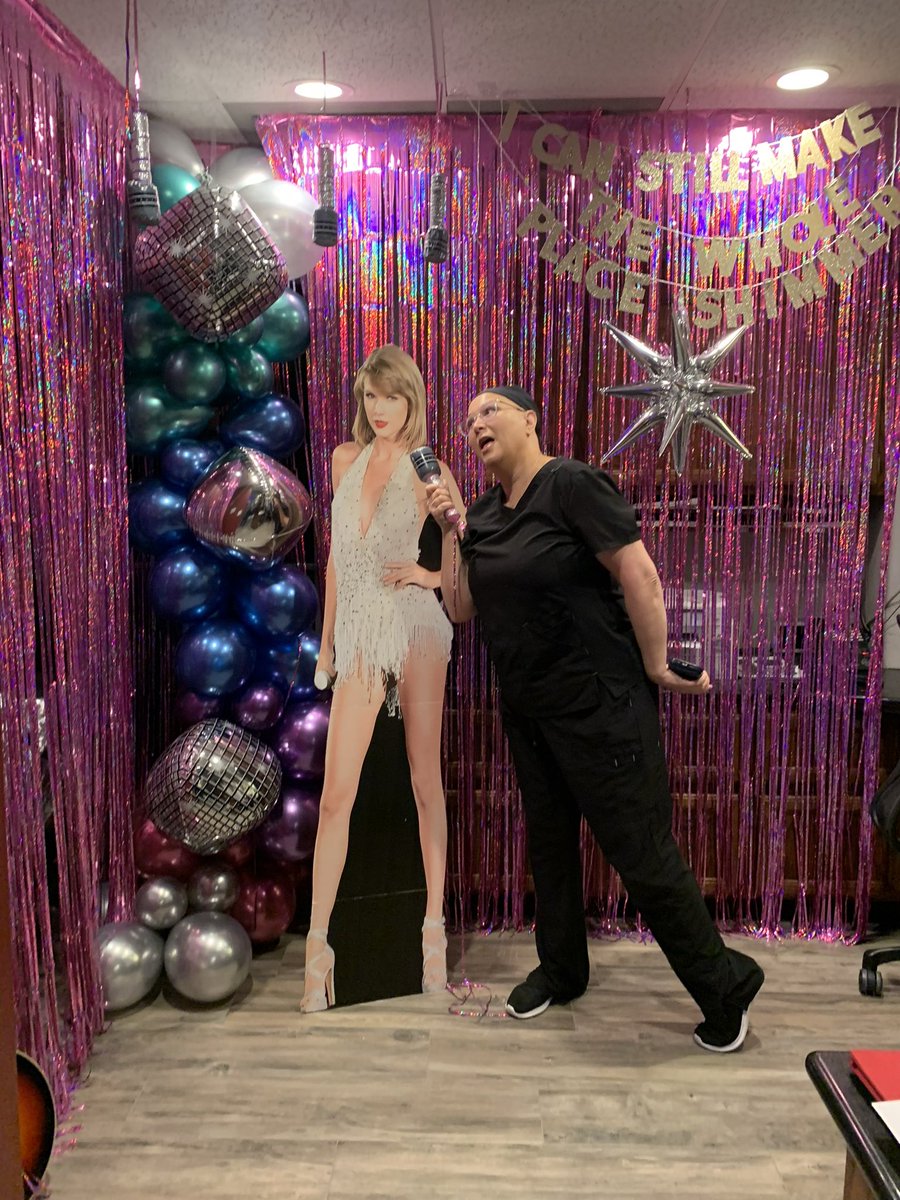 playababy1's tweet photo. So grateful for my @taylorswift13 themed birthday! https://t.co/vubgiYxjnk