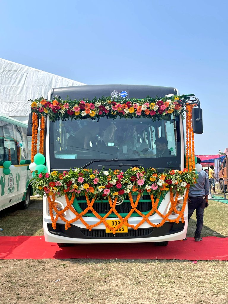 Chartered Speed tweet media