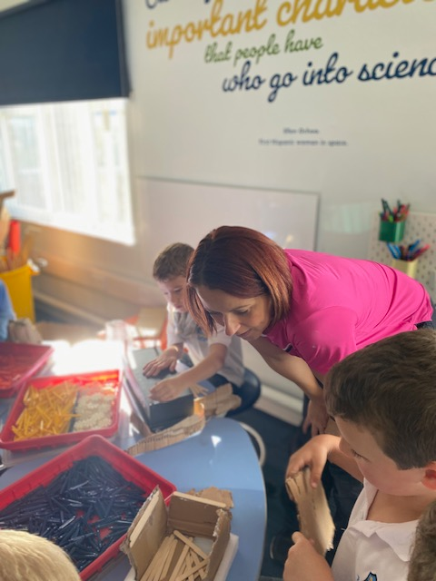 PockPrep's tweet photo. Year 2 have been making great use of our STEM Den this morning, using their work on traditional tales and our #CuriosityProject question 'What Makes a Home?' to try and make a strong structure that could withstand the Big Bad Wolf! https://t.co/N4d8xjrlTE