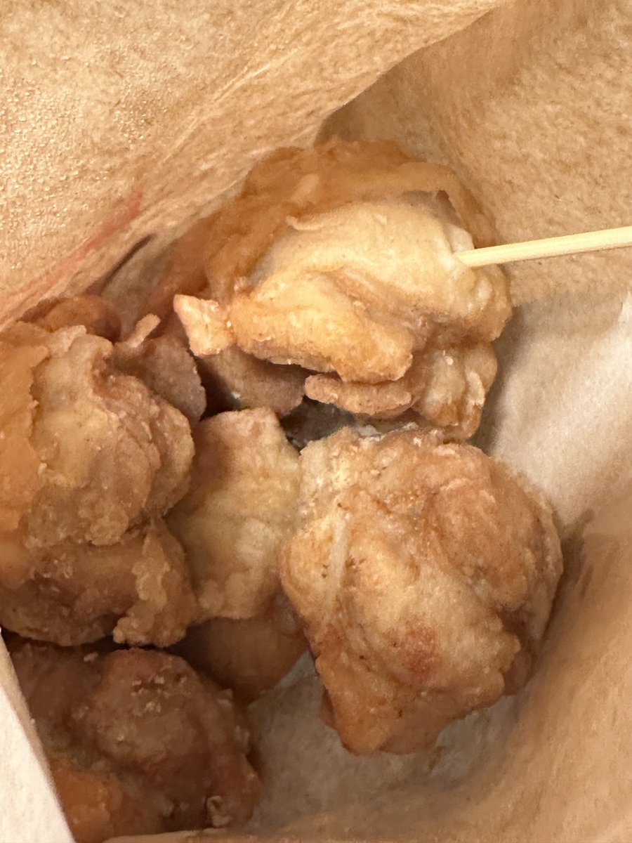 odaikon16's tweet photo. 東京浅草チキンめちゃくちゃ美味しかった❗️東京出張したら必ずリピする🫡 https://t.co/wqHvbZMHDK