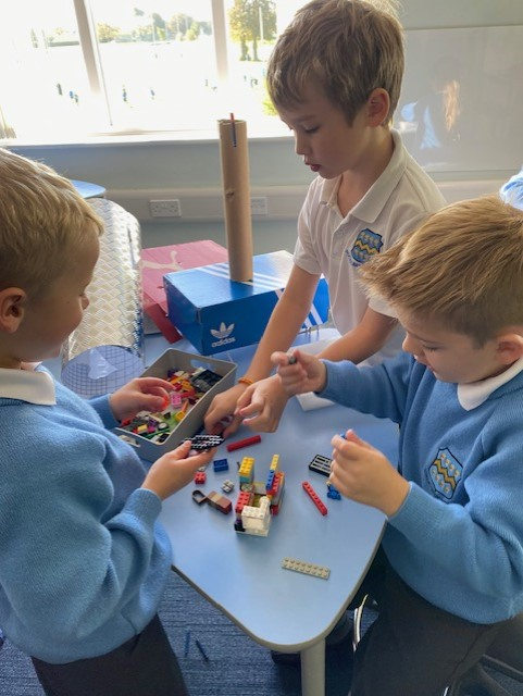 PockPrep's tweet photo. Year 2 have been making great use of our STEM Den this morning, using their work on traditional tales and our #CuriosityProject question 'What Makes a Home?' to try and make a strong structure that could withstand the Big Bad Wolf! https://t.co/N4d8xjrlTE