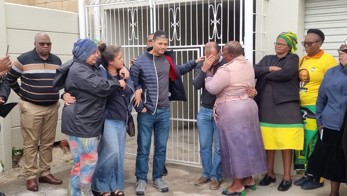 LThipa's tweet photo. Fanta has called for an end  to violence against older persons ,also calling on communities to be more vigilant,especially in homes where there are elderly people. #sabcnews https://t.co/YeVDt4NthY