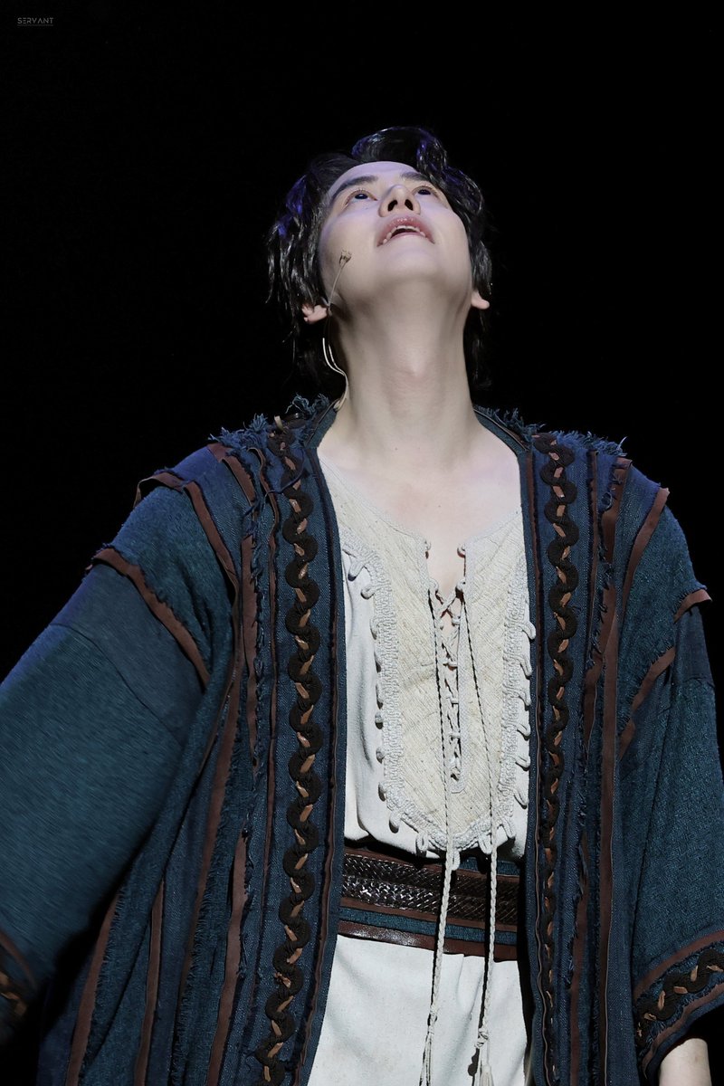 2023.10.11 벤허 커튼콜데이 고화질

유다 벤허 役 규현
 
#규현  #KYUHYUN
#キュヒョン #圭贤 
#규현아_사랑해