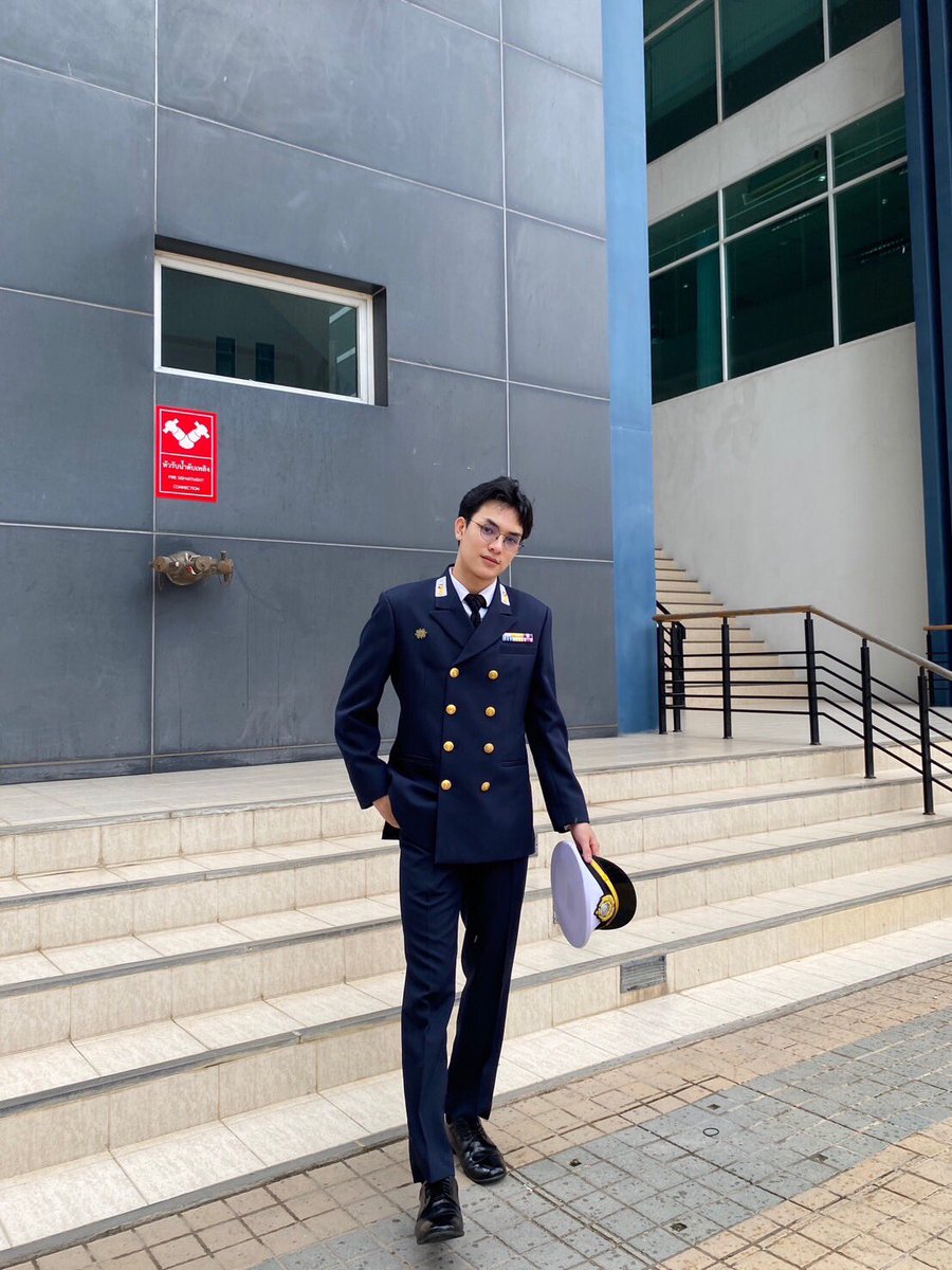 eakceoent's tweet photo. https://t.co/Dsmws8MS8B

ถ้าชอบผู้ชายในเครื่องแบบ ลองแอบๆไปส่องไอจีน้องมาสกันได้ ✌🏻 

#SkyboxEntertainment
#มาสอัทธ์ https://t.co/KzUlxnlV2S