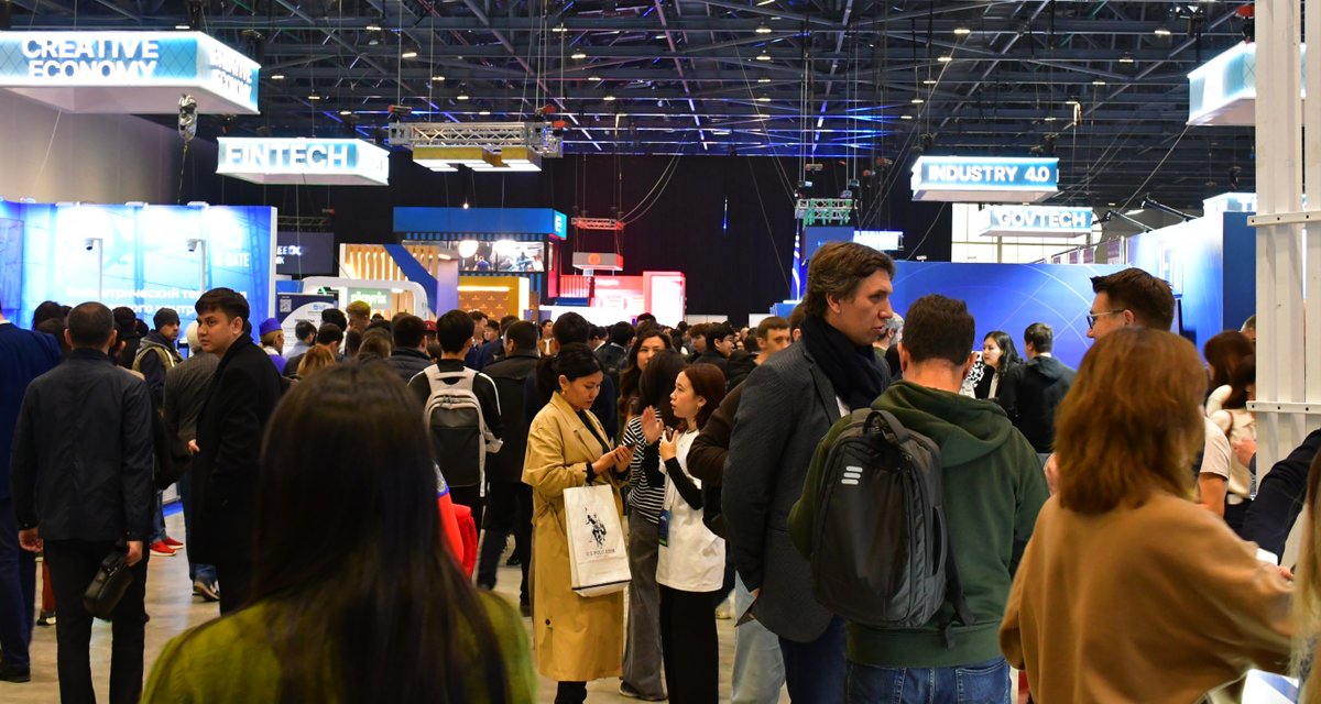 AntonUsov1892's tweet image. Busy day for @EBRD at #DigitalBridge2023 – major regional #IT conference in Central Asia. We shared our digital agenda &amp;amp; presented successful #Kazakhstan start-ups supported by us