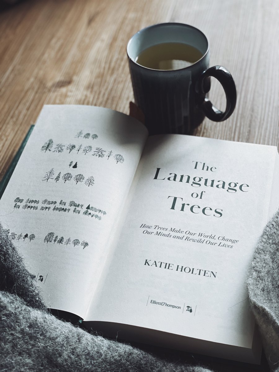 eandtbooks's tweet photo. This #IrishBookWeek, which Irish book will you be gifting to the nature lover in your life this Christmas? We'll be giving @katieholten's Irish Times bestseller The Language of Trees! https://t.co/5qHwvqORtw
#IrishBookADay @BooksellingI #nature #forest #trees #TheLanguageOfTrees https://t.co/ITkyIBRYiX