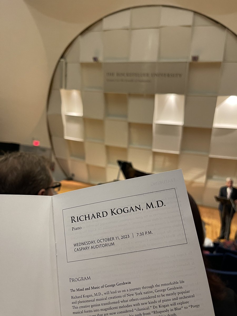 Met Dr. Richard Kogan when creating a #musicmedicine Elective, and has since been a musician-physician #mentor
Wonderful evening attending his concert-lecture, “Psychiatric Influences Behind the Works of Gershwin” feat. performances from composer’s repertoire