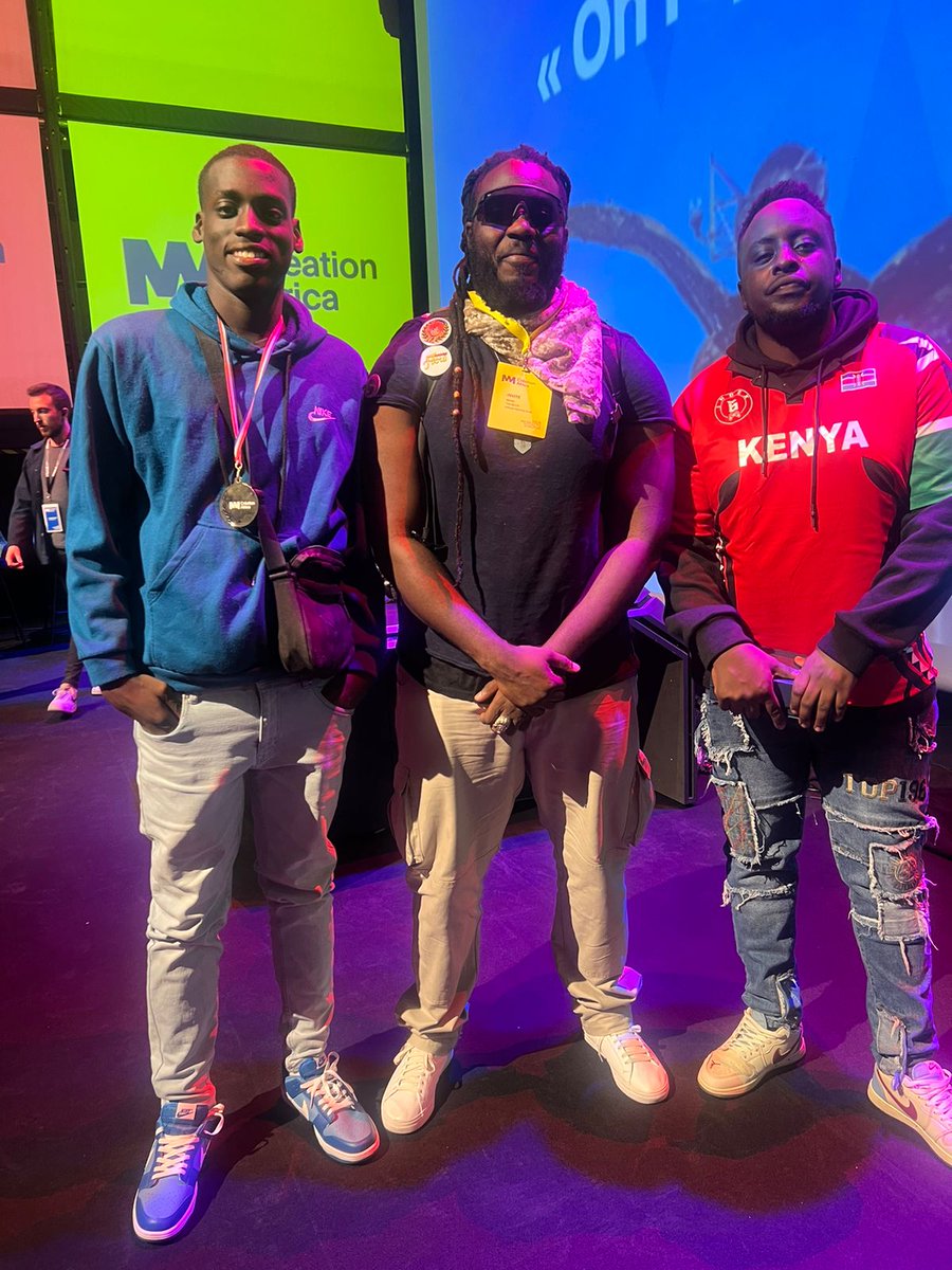 feh_esports's tweet photo. Memories!!Demon went he saw he conquered. Dexx Junior admits and calls demon "THE GOAT" . The Solo eSports young lad still very open for a deal that will entice him.🔥🔥🔥 #demonGOAT
#fabriBONGEZ
#LatestEsportsNews🇰🇪🎮 #FootballEsportsHouse🇰🇪🎮 https://t.co/Spwb7d0Fh0