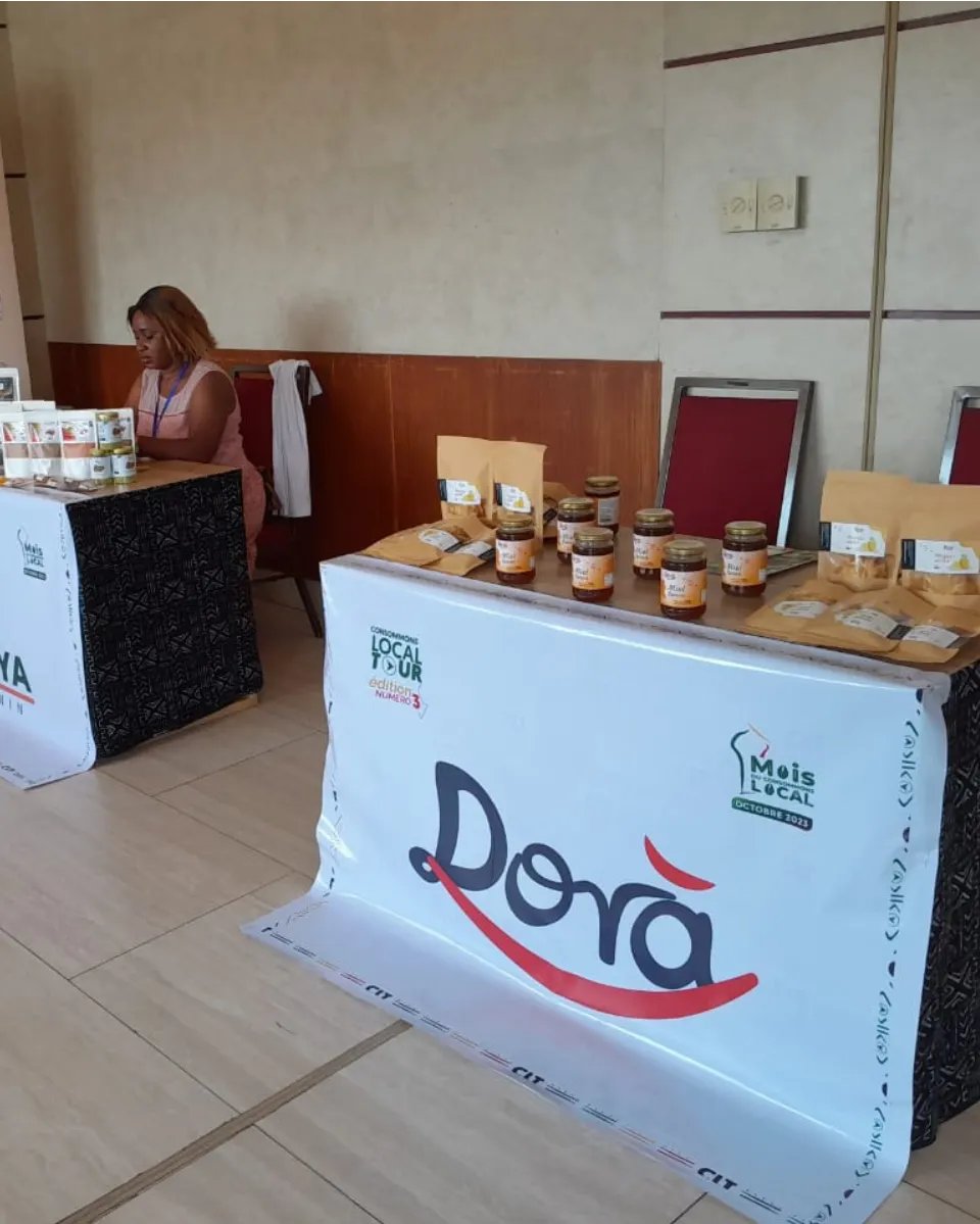 DoraBenin's tweet photo. #ConsommonsLocal2023
Venez découvrir nos délicieux produits lors de l'exposition-vente des produits locaux.
📆:11 au 15 Octobre 2023
🕚:10h à 20h
📍: Golden Tulip
☎️: Pour réserver et récupérer vos produits surplace :https://t.co/Vn8PiqSG9H https://t.co/hmbRUY14RJ