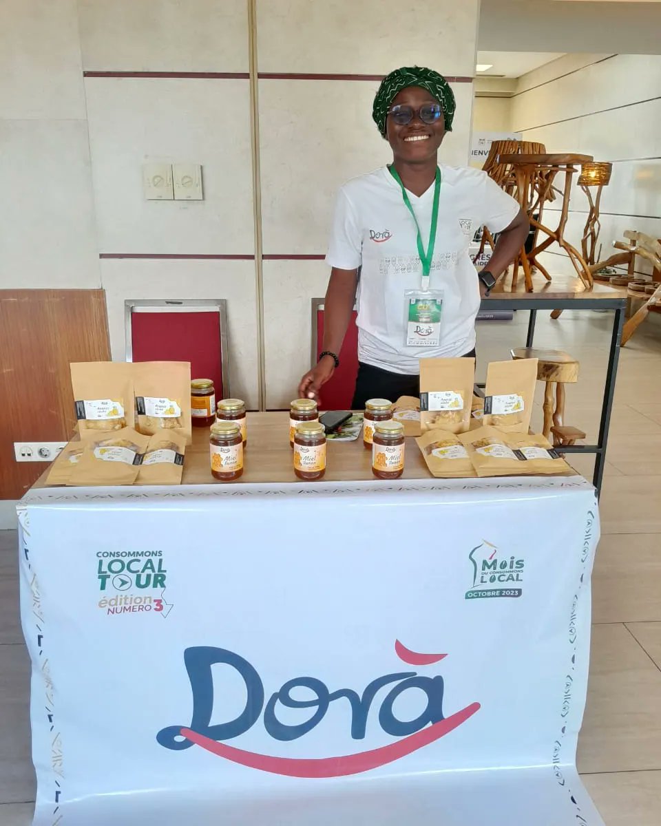 DoraBenin's tweet photo. #ConsommonsLocal2023
Venez découvrir nos délicieux produits lors de l'exposition-vente des produits locaux.
📆:11 au 15 Octobre 2023
🕚:10h à 20h
📍: Golden Tulip
☎️: Pour réserver et récupérer vos produits surplace :https://t.co/Vn8PiqSG9H https://t.co/hmbRUY14RJ