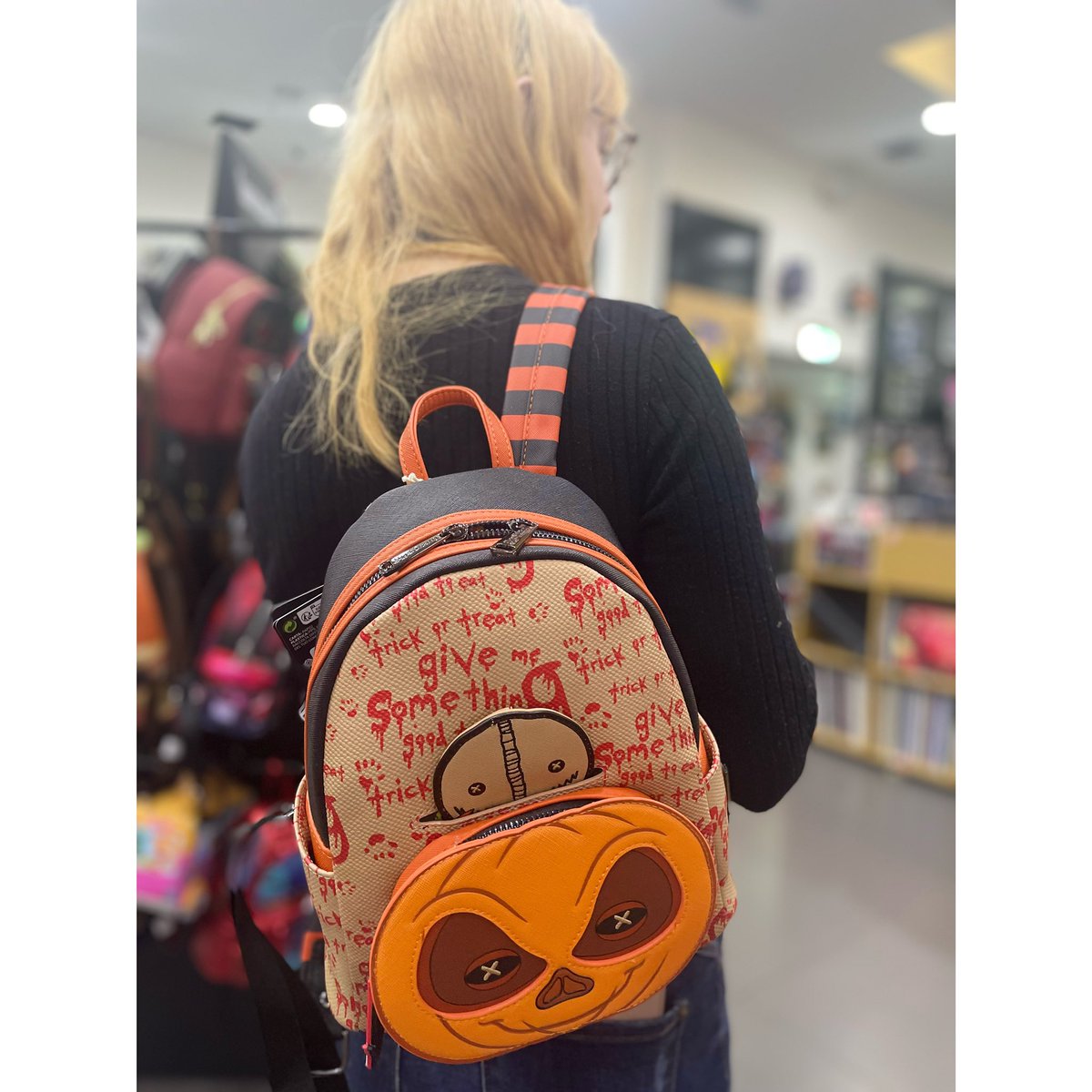 SPOOKY SZN LOUNGEFLY! 🎃 These bags from @Loungefly are simply to die for! 👻 Whilst stock lasts! ✨ #lovemyloungefly #loungefly #hmv
