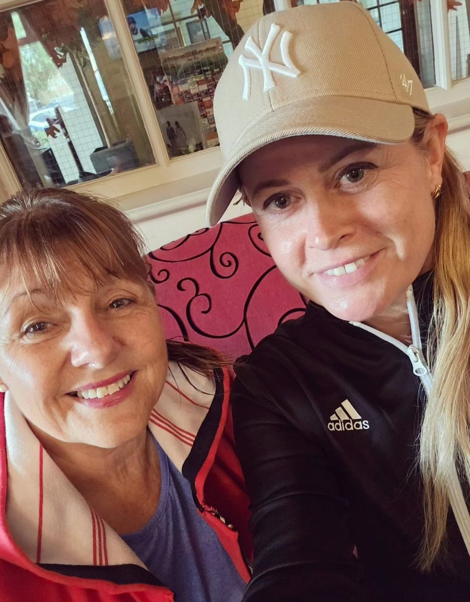 GilhamGremo's tweet photo. Happy 'early' birthday me!! Thank you SO much gorgeous Dee for spoiling me rotten today ππππ₯³π₯°
@HytheImperial
#SpaDay #BirthdayTreat #AndRelax #LongLunch #Love #Friends #SmileyMe https://t.co/dJKc3gCQl4