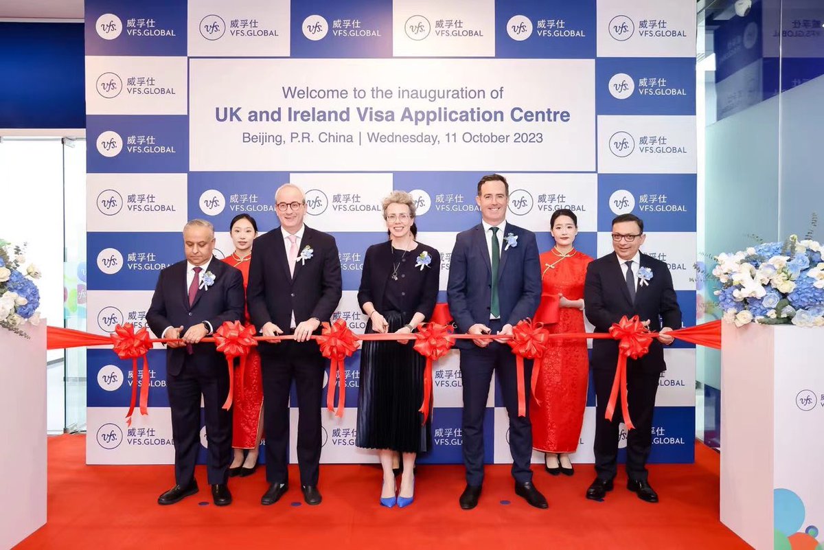 Pleased to open our new UK Visa Application Centre in Beijing, offering travellers a smoother more convenient first step on their journey. In the first six months of 2023 we issued 228,000 visas to Chinese travellers; contributing significantly to 🇬🇧 economy and education sector.
