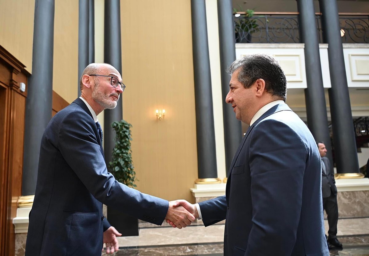 ukinerbil's tweet photo. Ambassador @SCHitchenFCDO and Prime Minister @masrourbarzani met to discuss KRI's exemplary approach to freedom of religion and the importance of a sustainable and equitable budget settlement for the KRI. 

4/5 https://t.co/RoAd2pD5SR